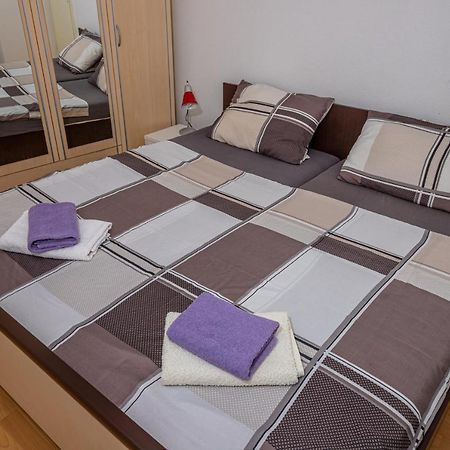 Apartmani Gabrijela Crikvenica Eksteriør bilde