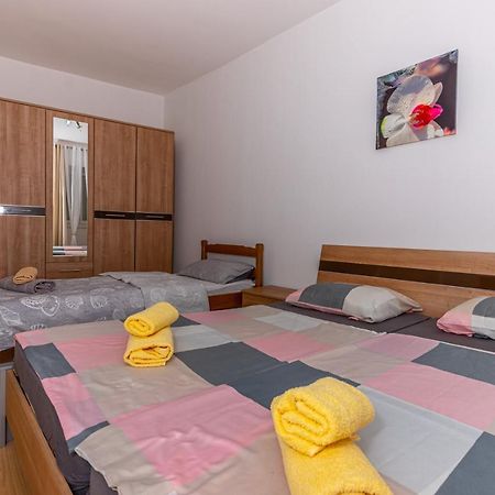 Apartmani Gabrijela Crikvenica Eksteriør bilde