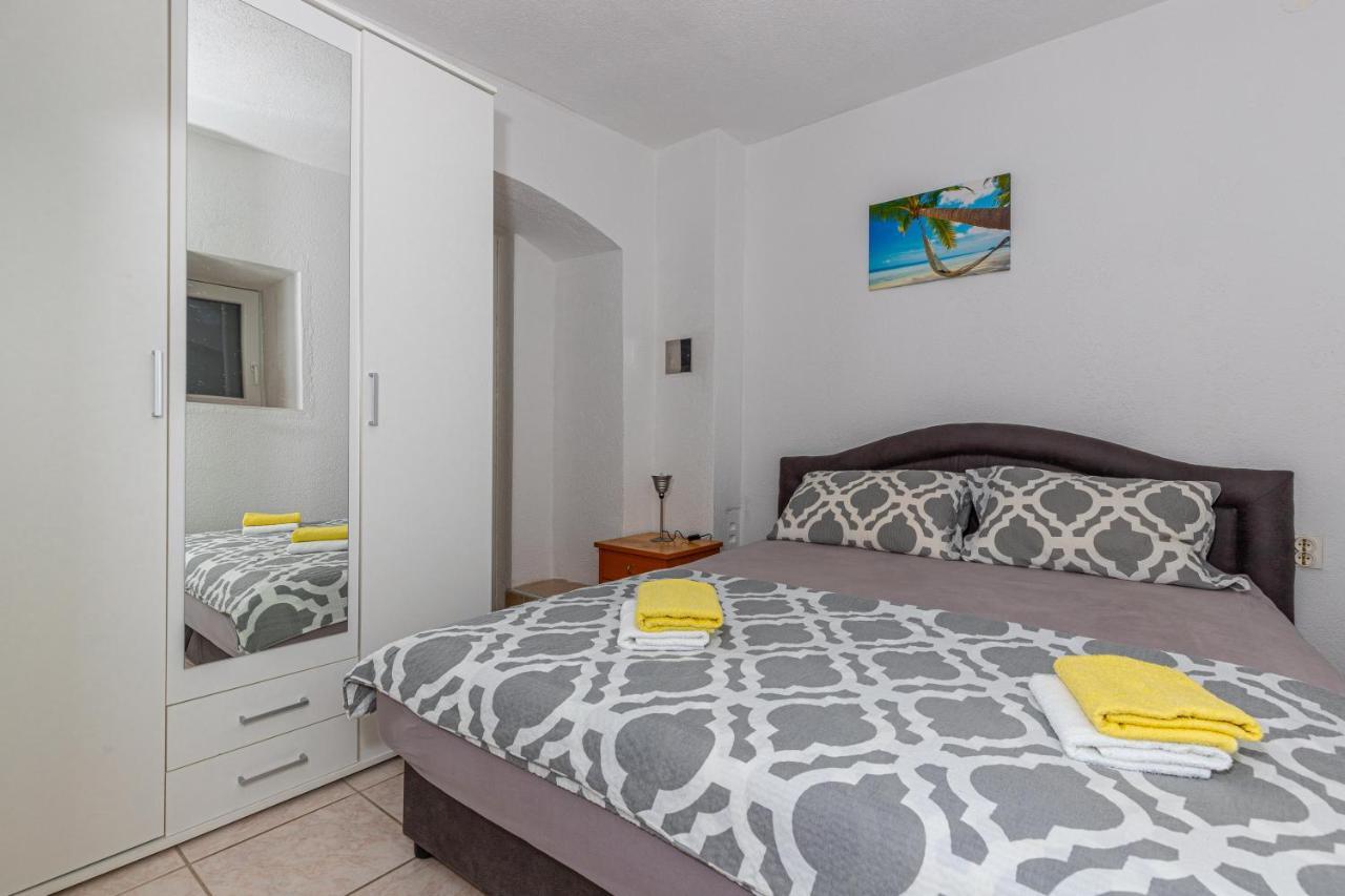 Apartmani Gabrijela Crikvenica Eksteriør bilde
