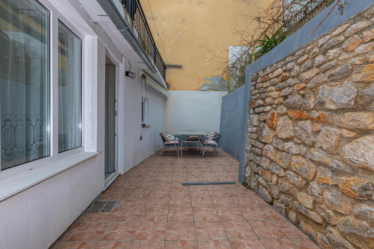 Apartmani Gabrijela Crikvenica Eksteriør bilde