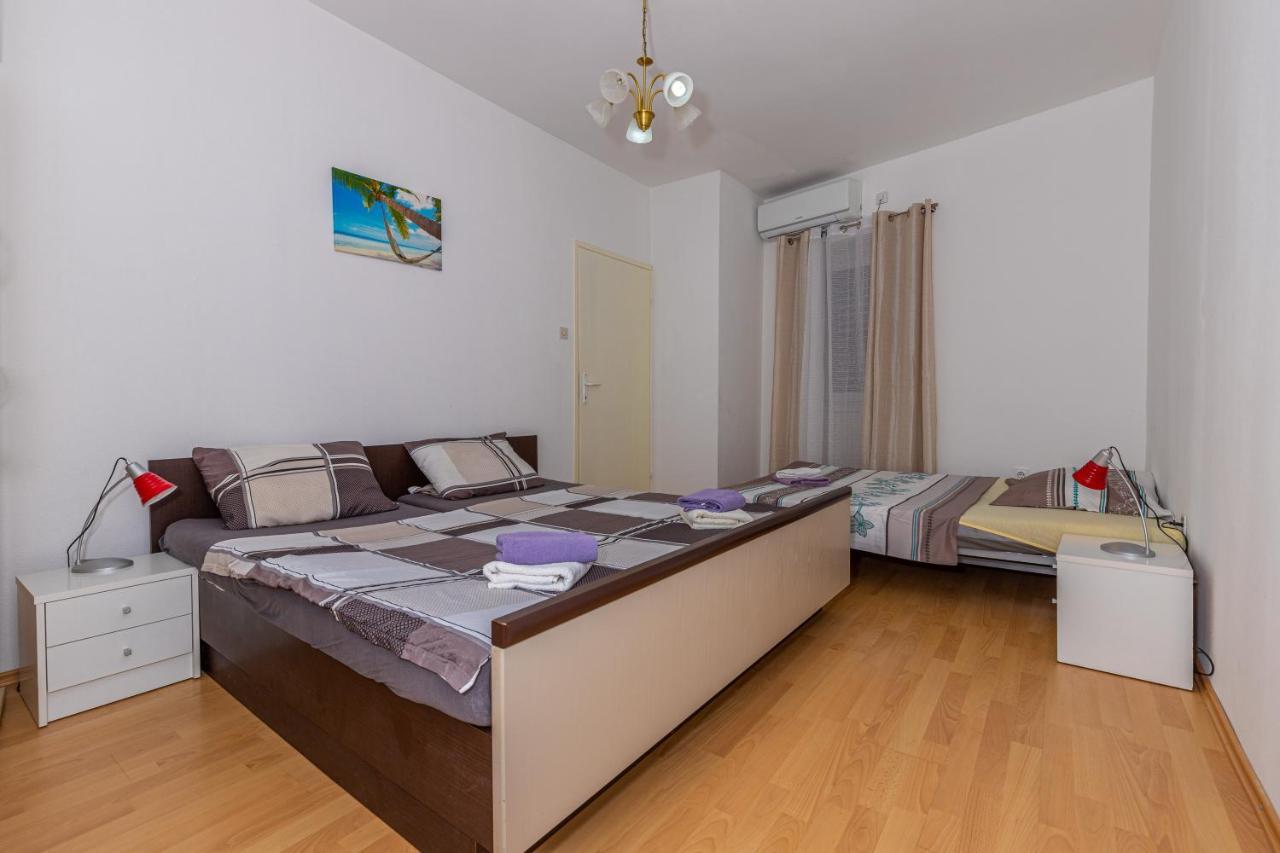 Apartmani Gabrijela Crikvenica Eksteriør bilde